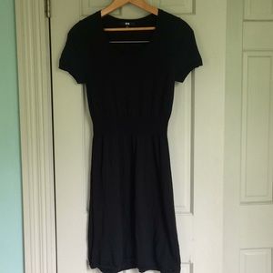 Uniqlo Black Short Sleeve Dress
